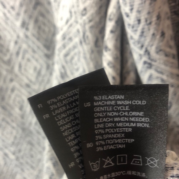 Patterned H&M Black And White Diamond Patterned Cardiagan - Picture 7 of 8